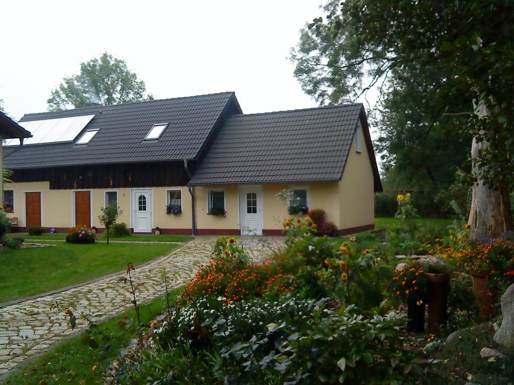 Ferienwohnung Am Storchennest Schmogrow Ngoại thất bức ảnh